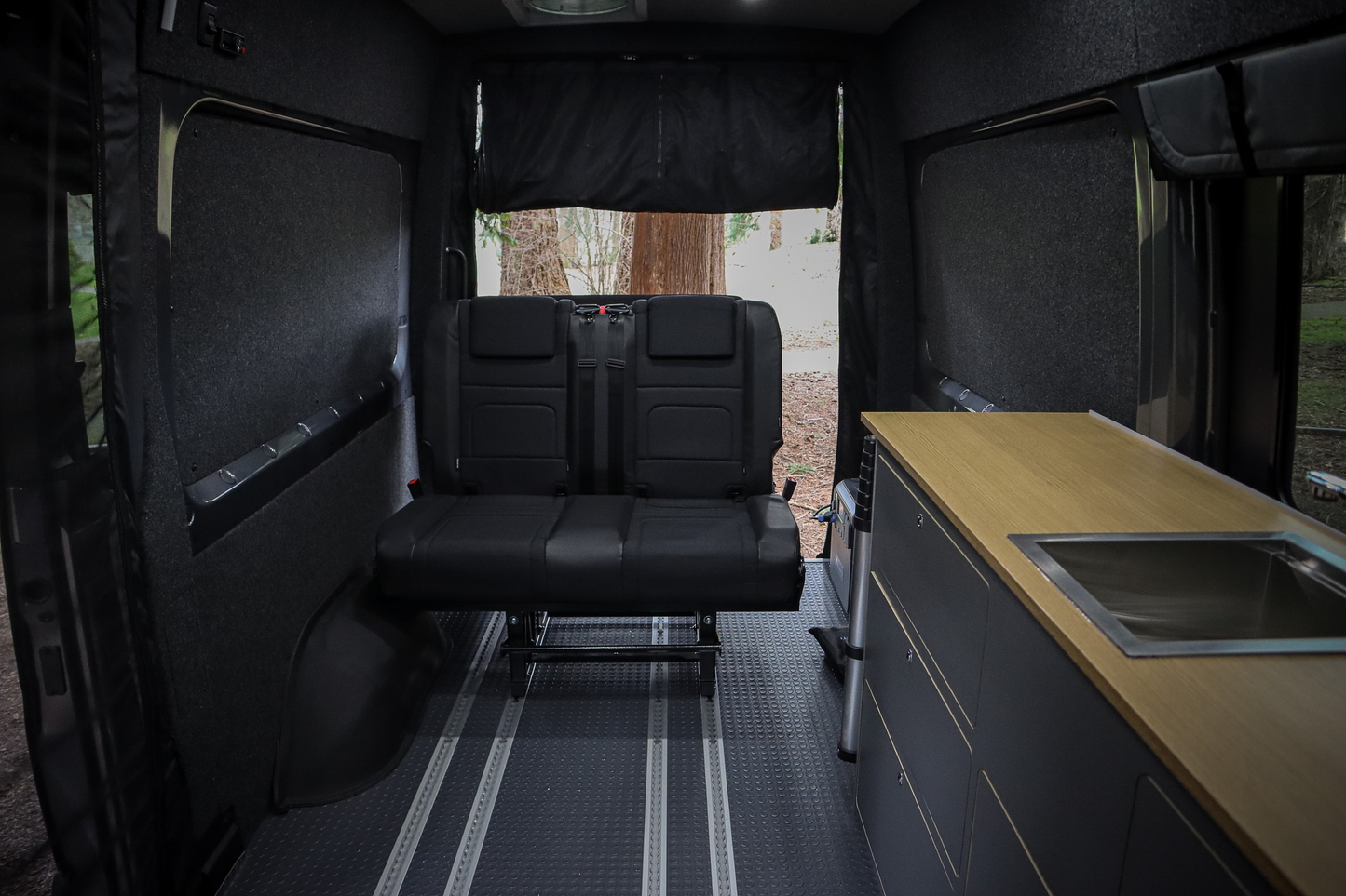 SafeTrack Composite Floor System for MB Sprinter