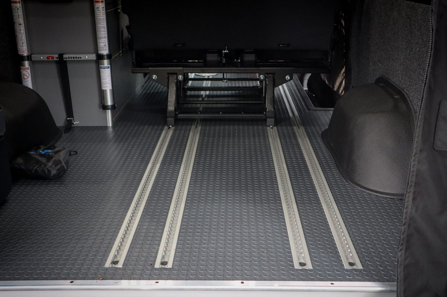 SafeTrack Composite Floor System for MB Sprinter